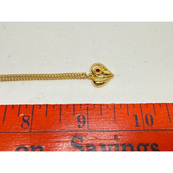 Vintage Necklace Pendant Red Rhinestone Gold Tone Heart Flower 18 in curb chain - Picture 10 of 11